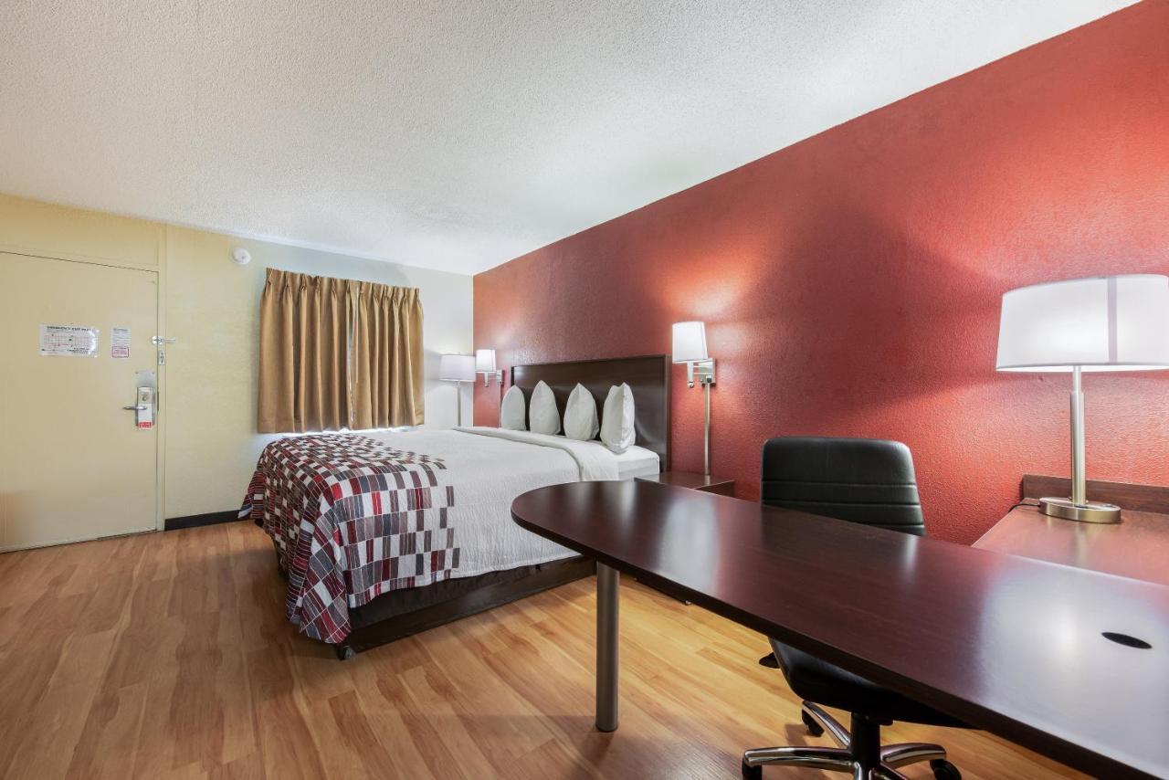 Red Roof Inn Marion, In Exterior photo